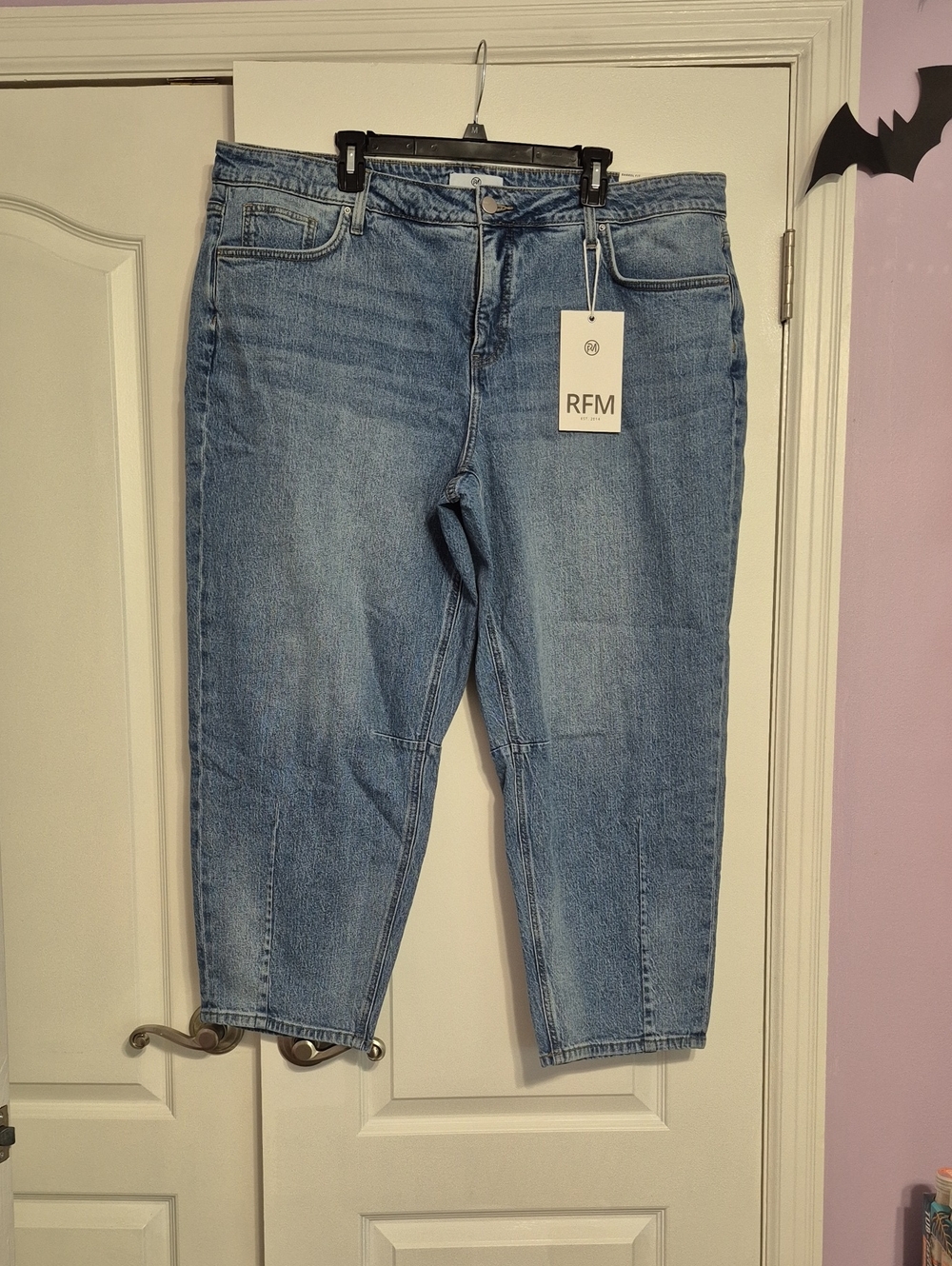 RFM LOS ANGELES Women’s Light Blue Barrel Fit High-Rise Jeans